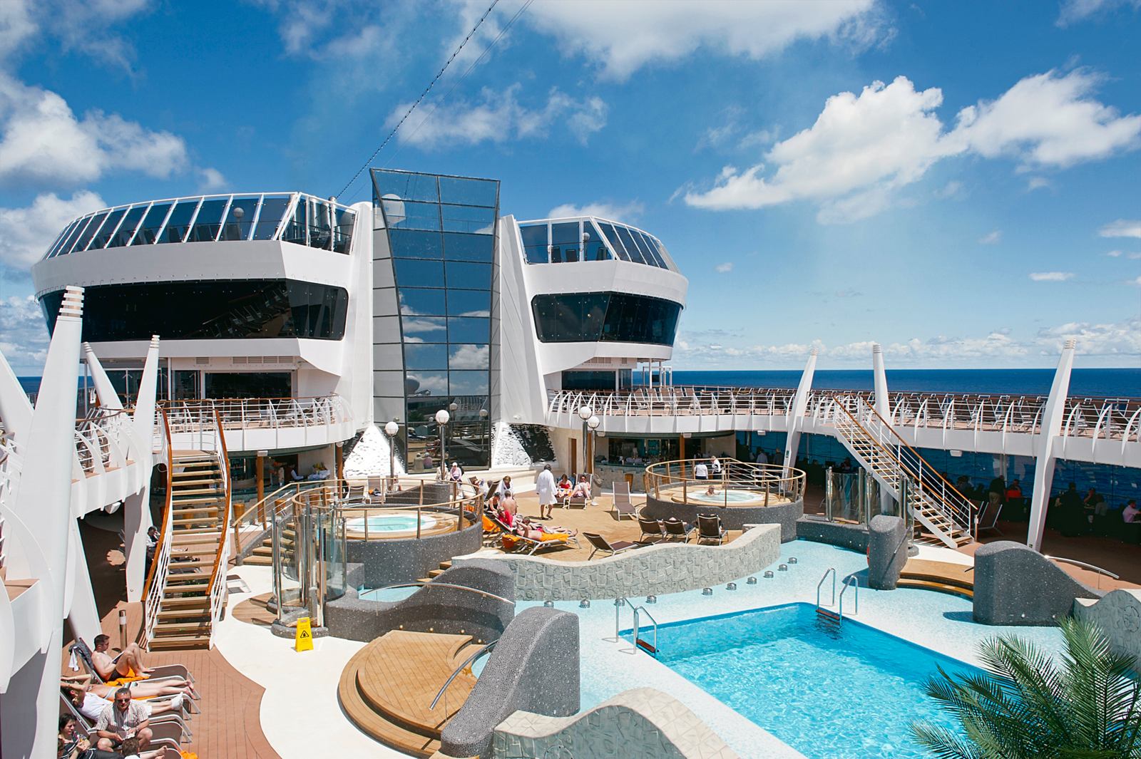 MSC Divina — Güverte