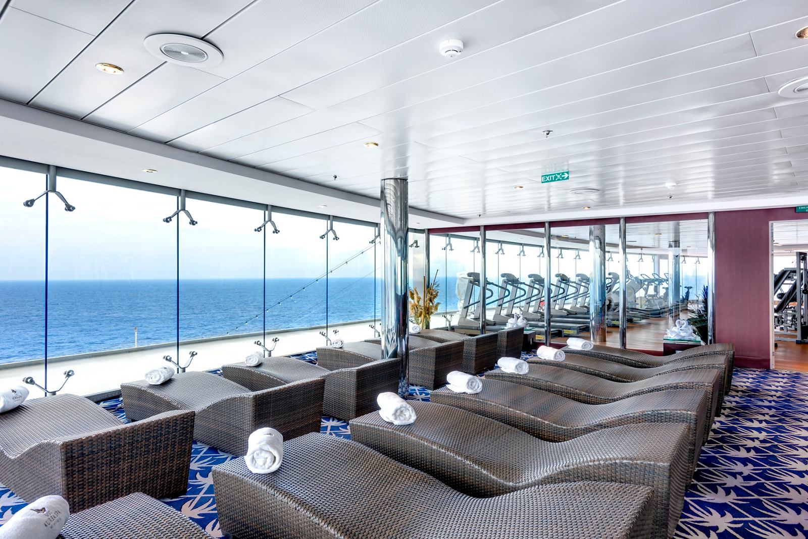 MSC Lirica — Salon