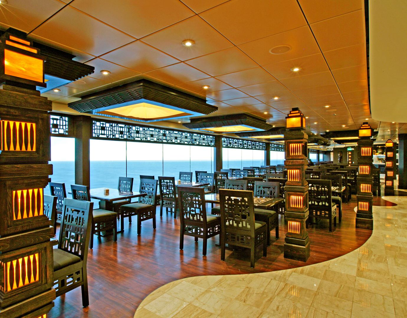 MSC Fantasia — Africana Büfe