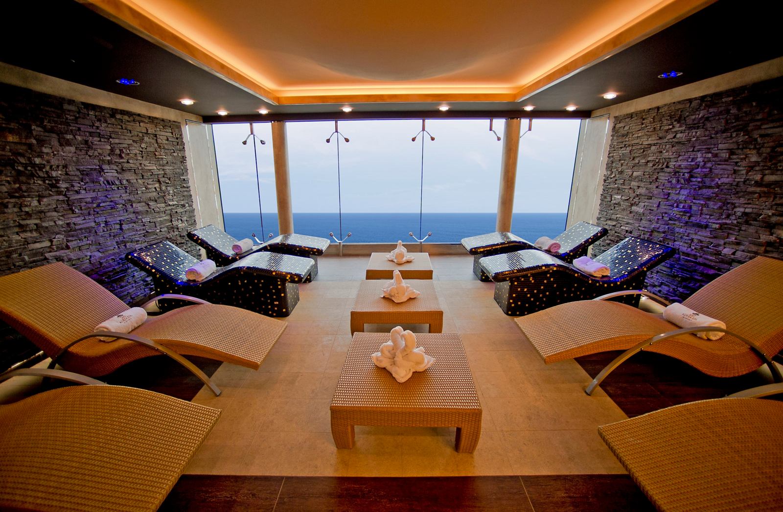 MSC Fantasia — Salon